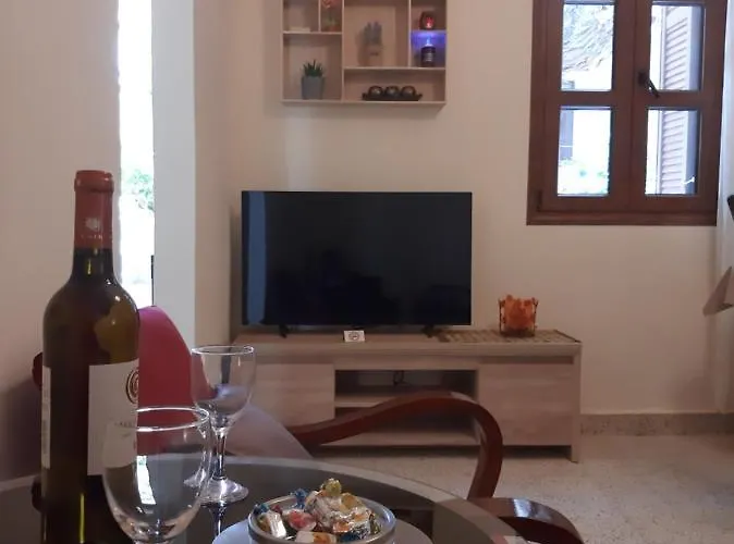 아파트 Dimitra House